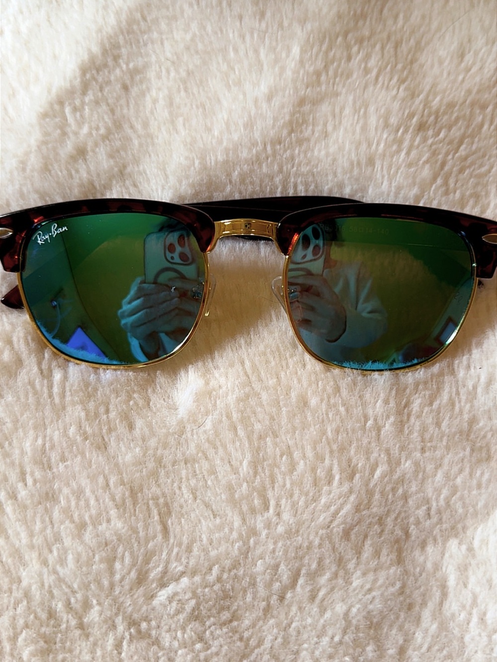 Ray-Ban Clubmaster Sunglasses - Tortoiseshell Frame with Green Mirrored Lenses